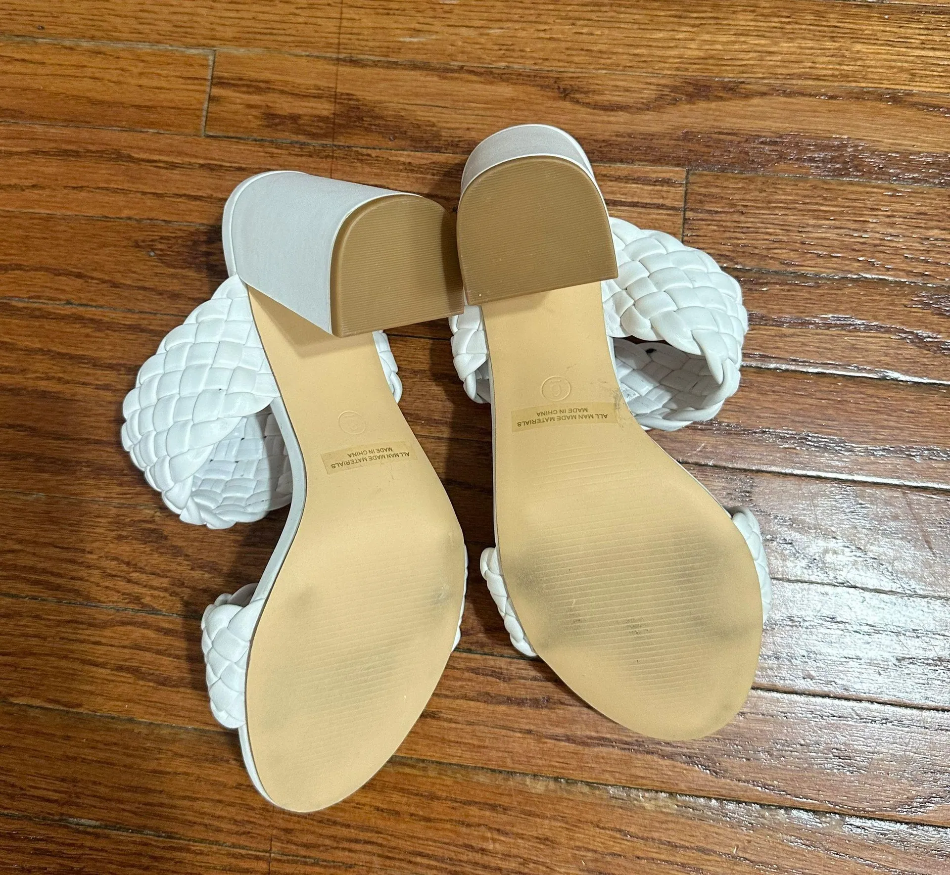 White Heels Size 6 - Image 3