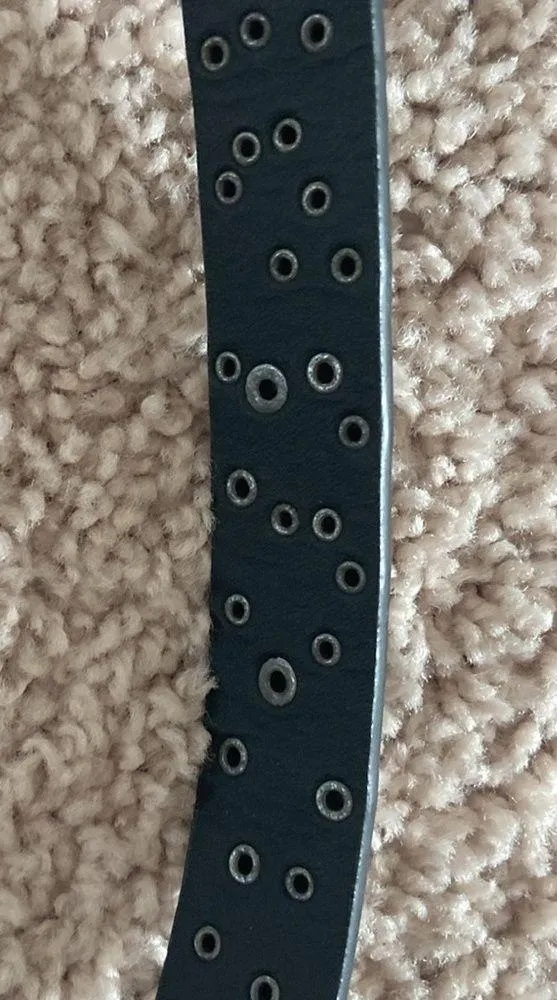 faux leather studded belt. Xs - Image 8