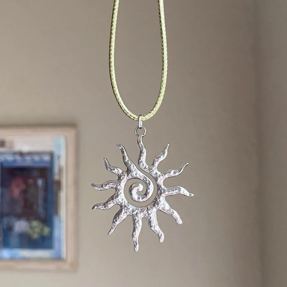 Handmade stainless steel sun boho retro vintage style necklace☀️ - Image 2