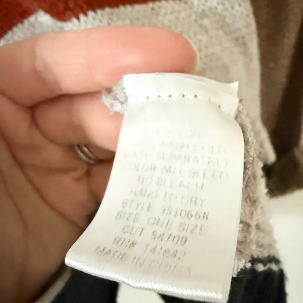 She + Sky Loose Knit Dolman Sleeve Vneck Sweater in Tan Cream Multi Stripe OS - Image 5