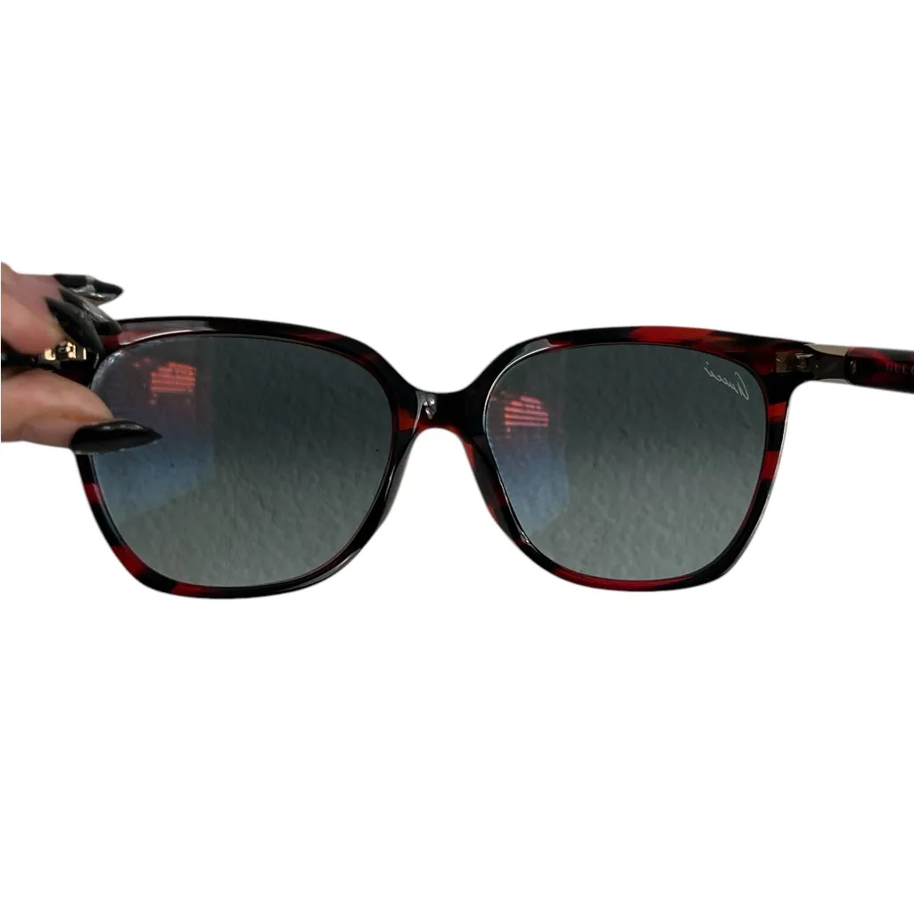 Gucci Red and Black Cat-Eye Gradient Sunglasses - Image 12