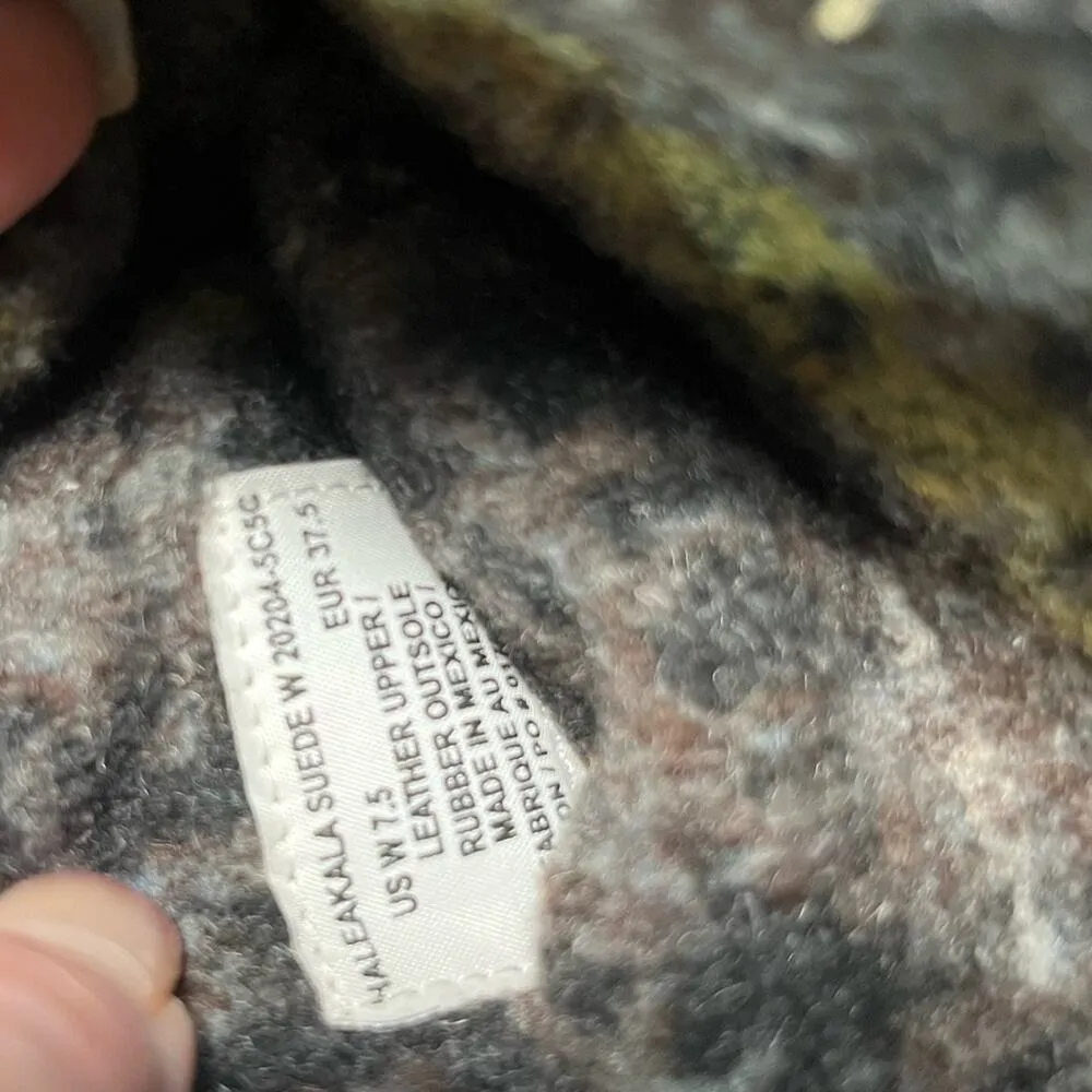 OluKai Womens 7.5 Tall Suede Insulated Brown Winter Boots - Image 10