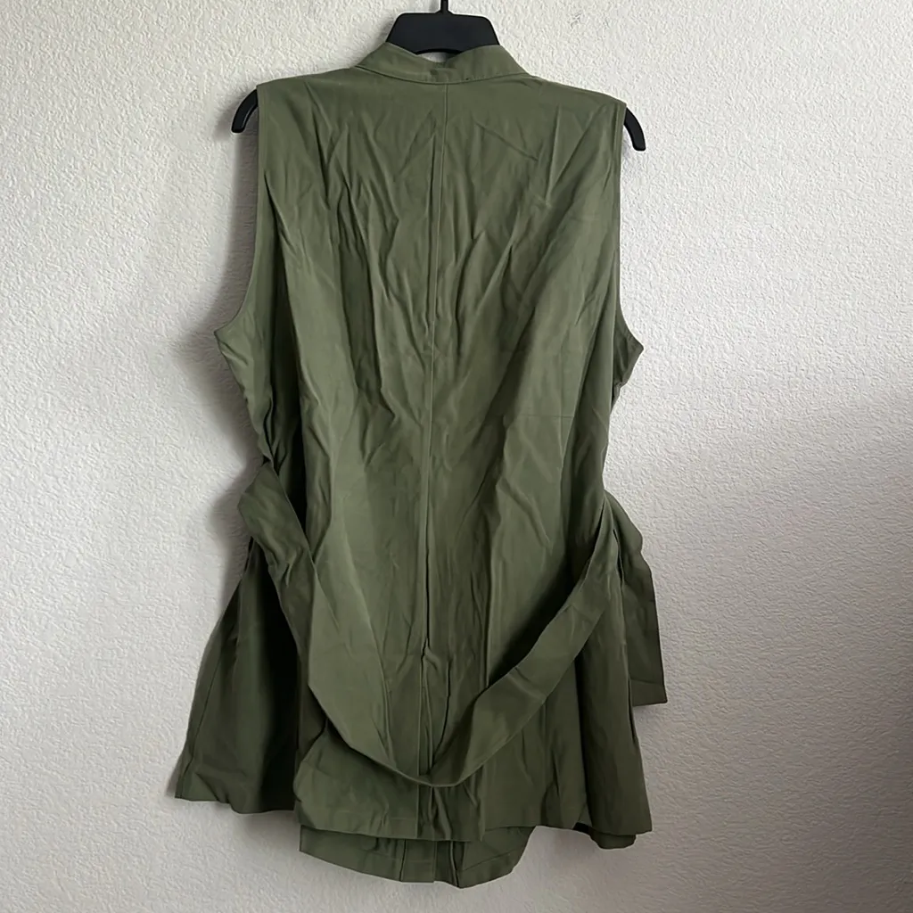 Lane Bryant Belted Utility Cargo Vest in Olive Green, Plus Size 14/16, New w/Tag - Image 4