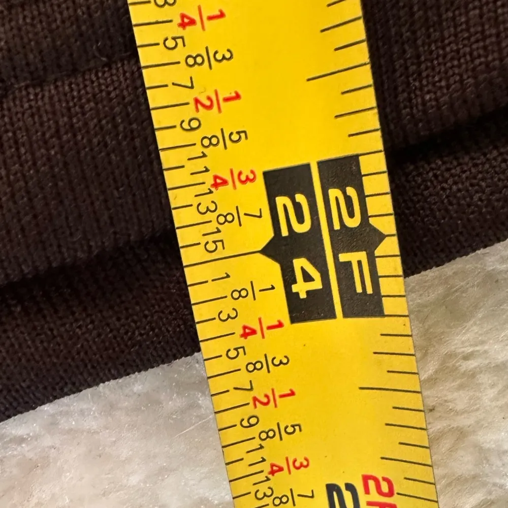 A. P. C. long sleeve black crewneck sweatshirt top size medium - Image 5