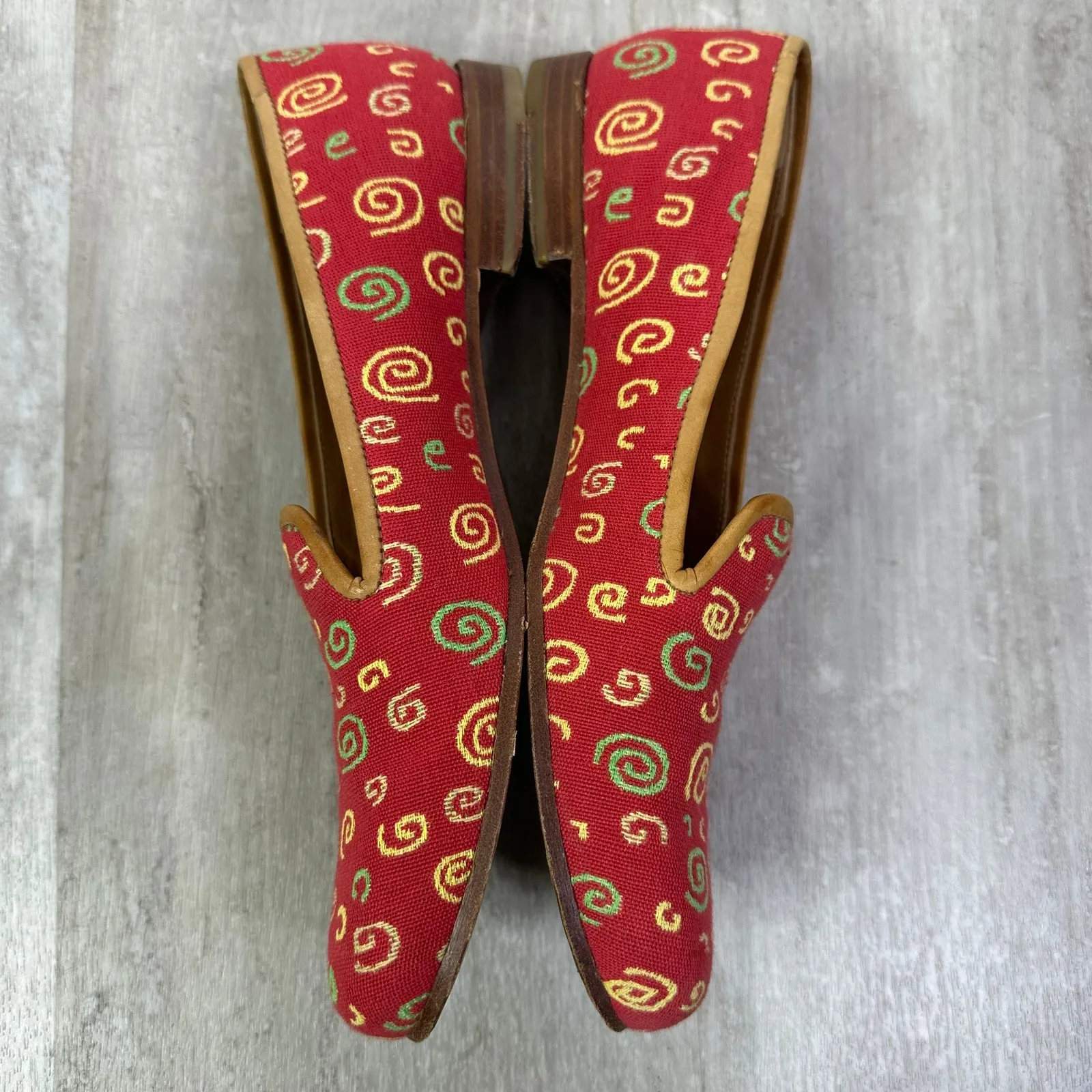 Stubbs & Wooten Spiral Print slipper Loafers Size 8 AA Red - Image 4