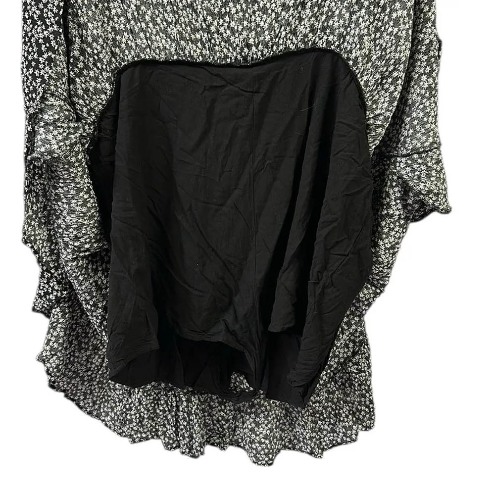 Sweet Lovely by Jen Floral V Neck Ruffle Romper Pocket Dress Black White 1XL Size 1X - Image 9