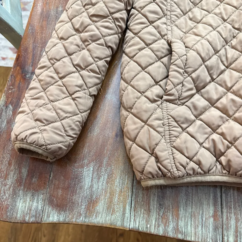 Vangull Beige Quilted Puffer Jacket with White Sherpa Lining Medium - Image 4