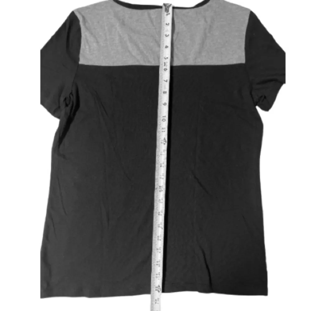 Victoria's Secret Pink Active Wear‎ Casual  Color Block T Shirt Women’s Medium - Image 4