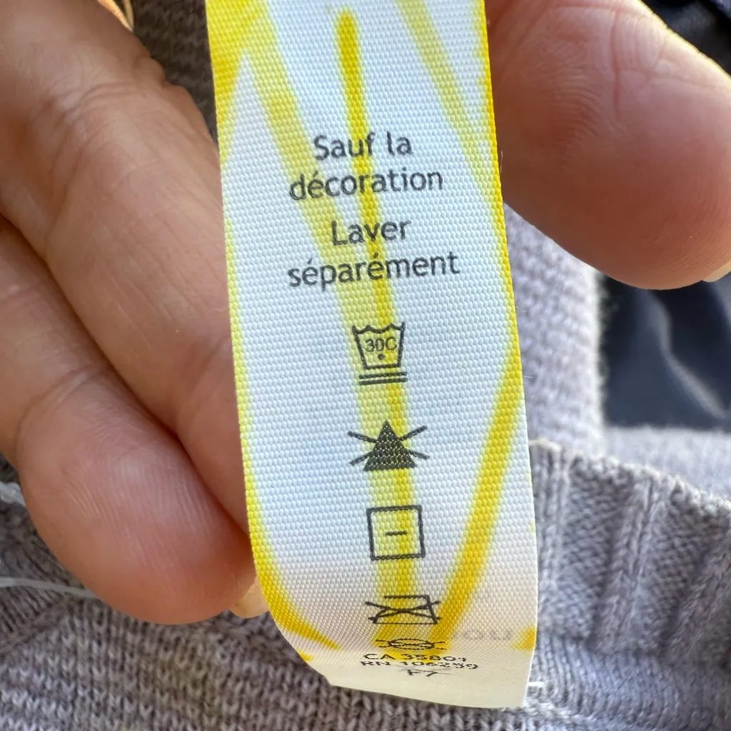 Lululemon Athletica Classic Gray Crew Neck Sweater XS - Image 7