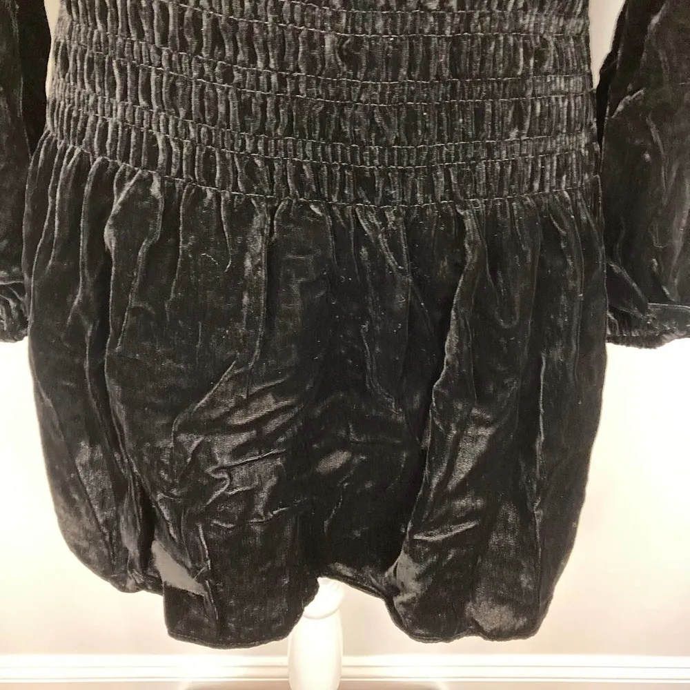 NWT Parker Tiara Smocked Velvet Long Sleeve Cocktail Dress Size XS - Image 4