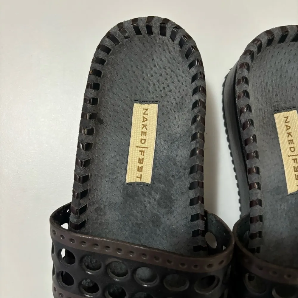 Naked Feet Like New Two Tone Woven Leather and Suede Slide Platform Sandals Black Size 6.5 - Image 8