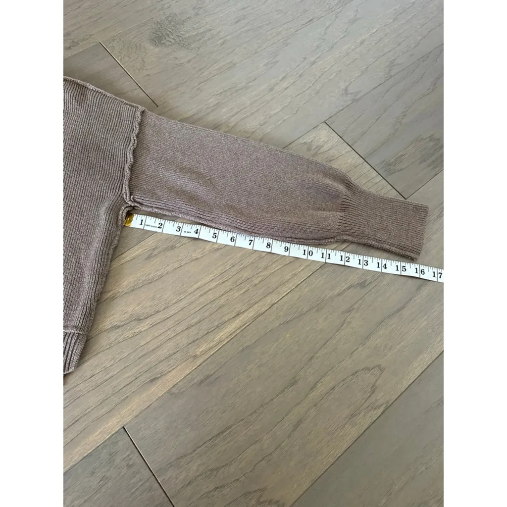 Women's Pink Rose Taupe Ribbed Crew Neck Sweater Size S - Image 7