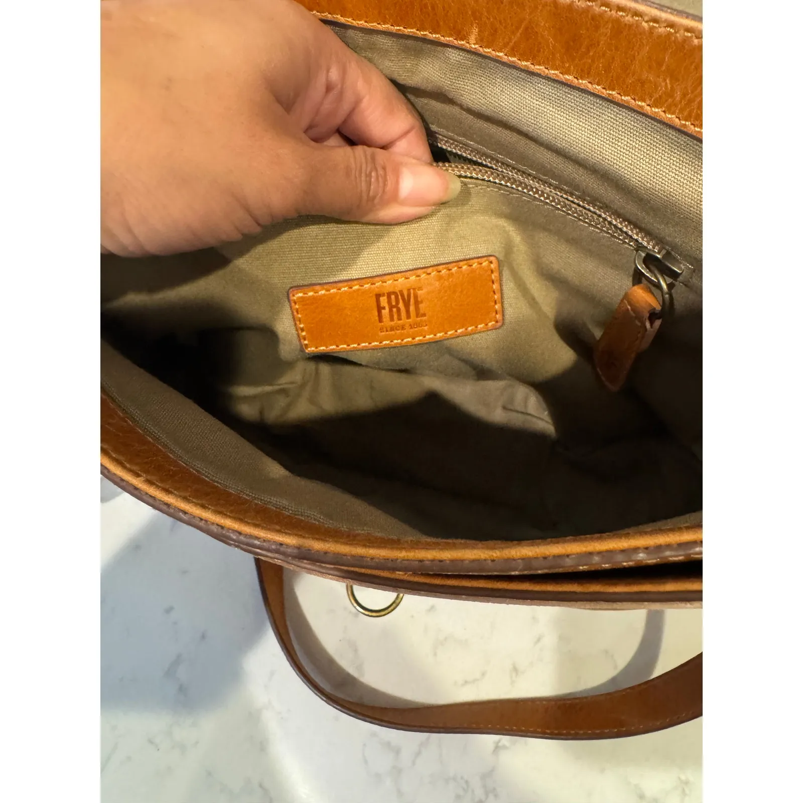 Frye Farrah saddle crossbody bag in cognac leather neutral western bohemian - Image 14