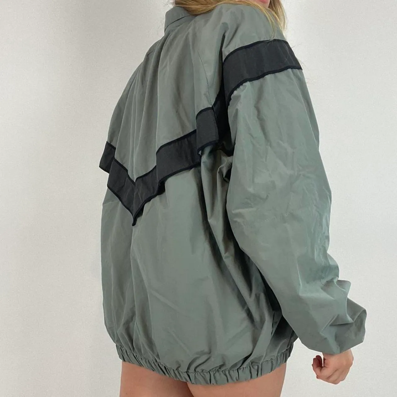 Vintage Army Windbreaker Size L - Image 3