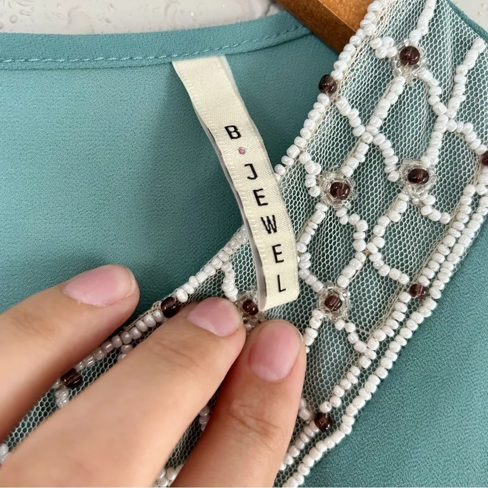 🦋 B Jewel Teal Mint Green Peter Pan Collar Beaded Sleeveless Blouse Medium - Image 3