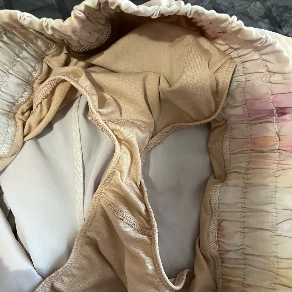 Calia by Carrie Underwood Step Up Performance Watercolor Running Outdoor Shorts White Size L - Image 11