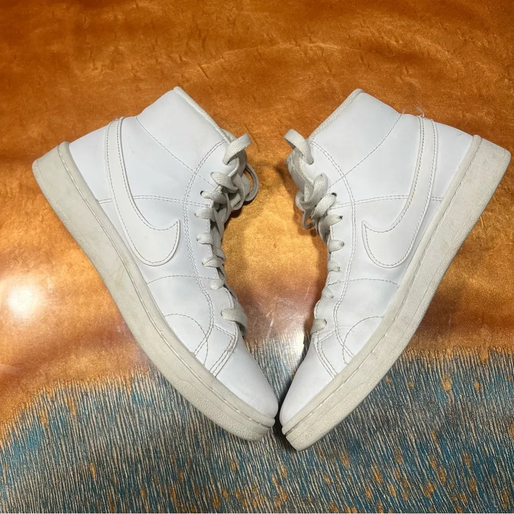 Nike Court Royale 2 Mid Triple White lace up sneakers size 8.5 - Image 5