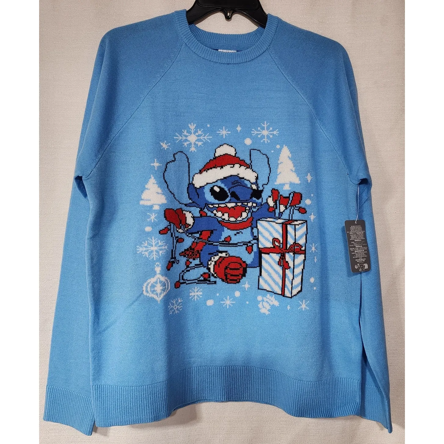 Stitch Christmas women's Medium Knitted sweater - Image 2