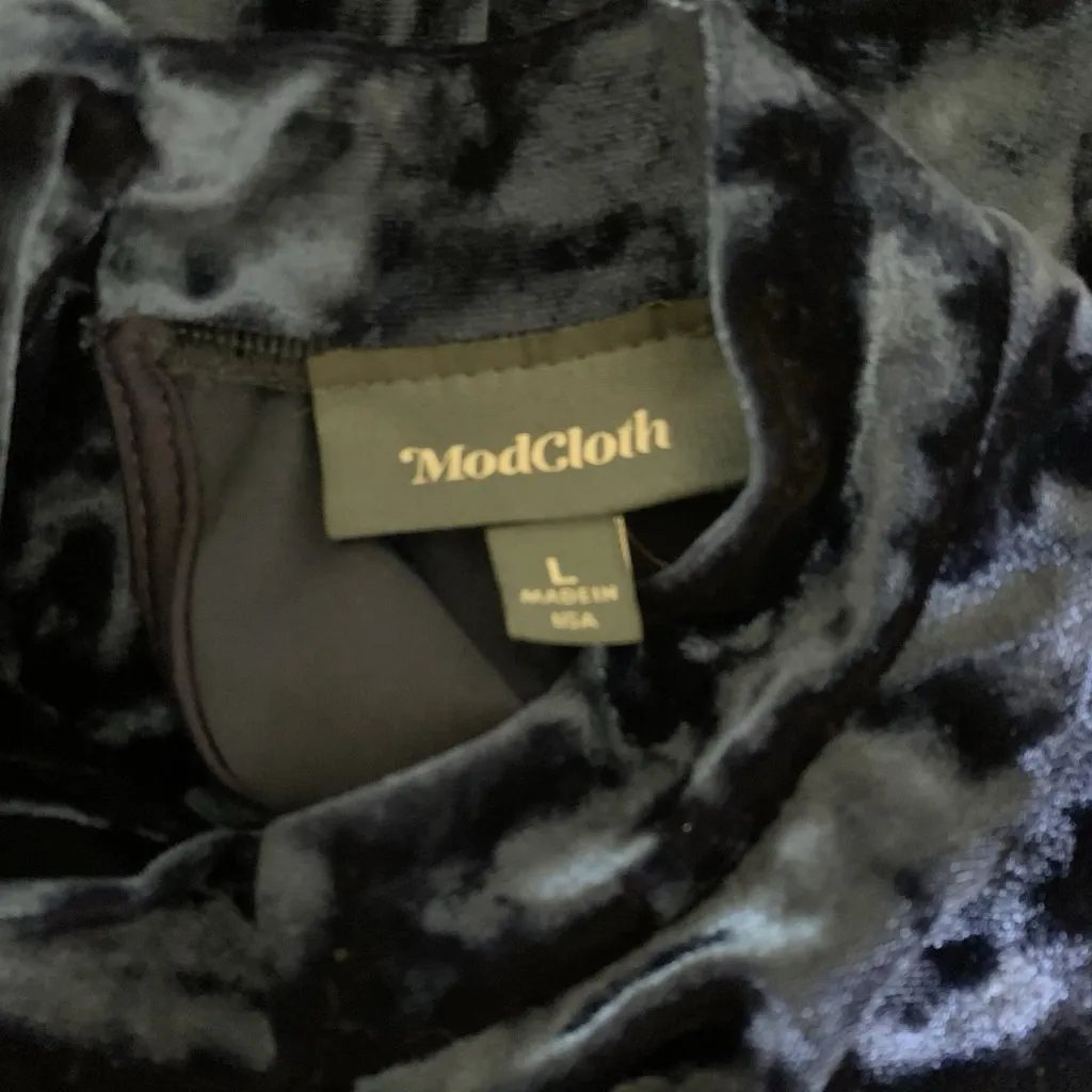 ModCloth Navy Blue Crushed Velvet Sleeveless Mock Neck Party Dress‎ Large - Image 3
