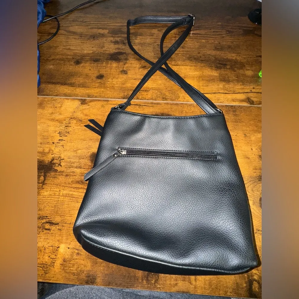 Nicole Miller women’s Crossbody Purse black‎ faux leather casual classic Black - Image 2