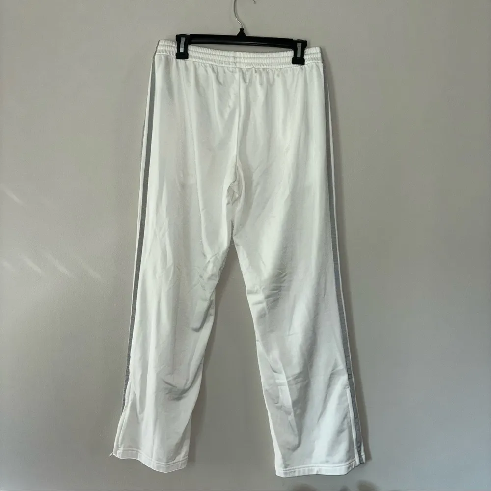 Adidas Pleated  tracksuit pants - Image 3