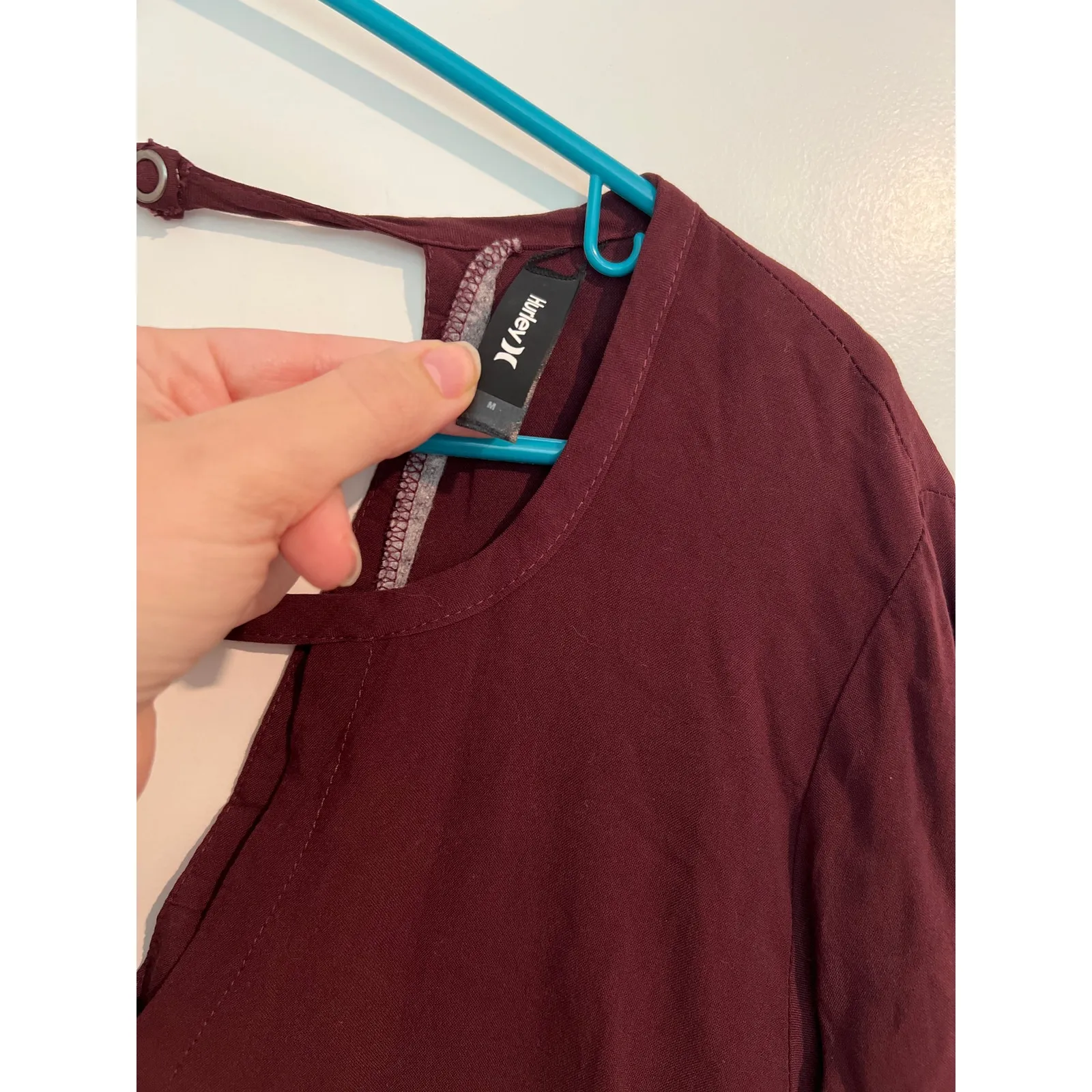 Hurley Juniors’ Cabo Cutout Drop-Waist Dress – Size Medium - Image 3