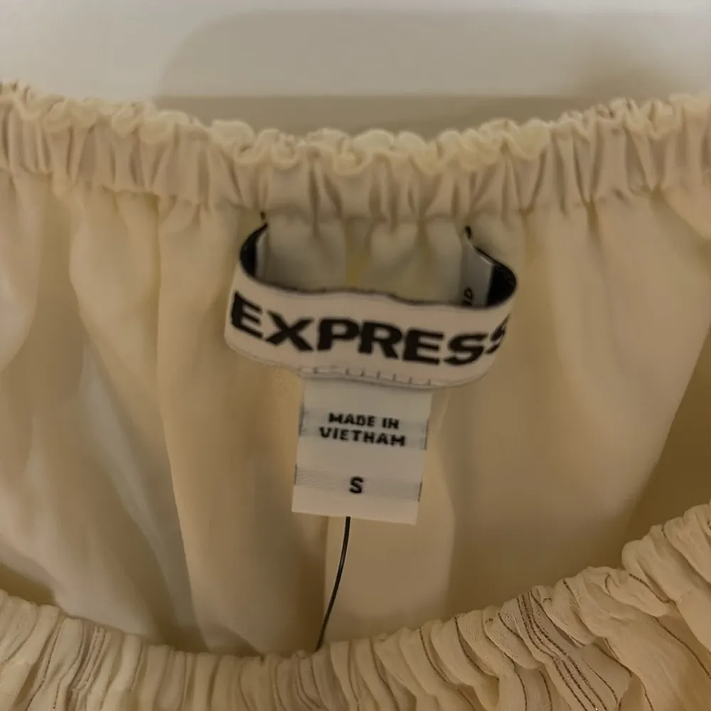 Express Cream and gold tank top - Image 3