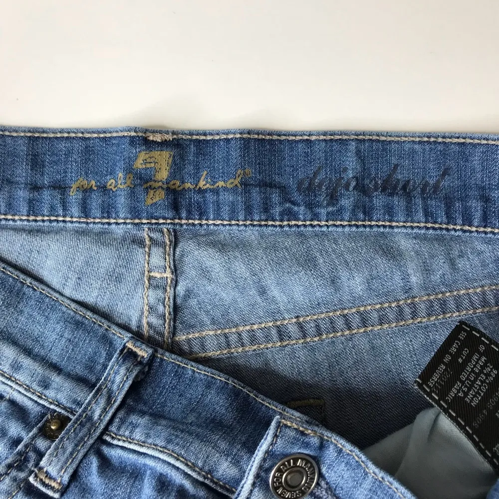 💋7 For All Mankind Dojo Shorts Distressed Size 28 - Image 7