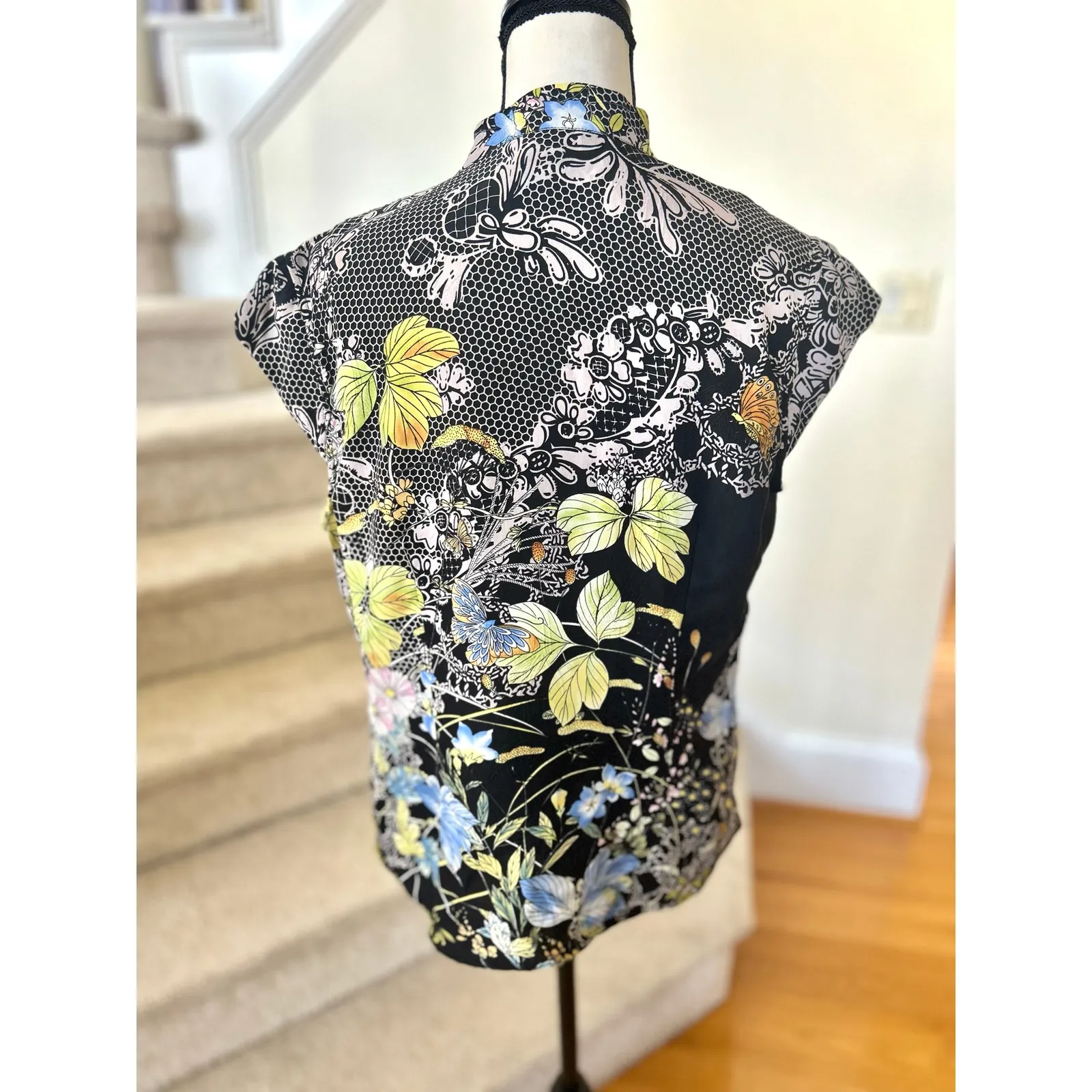 Citron Santa Monica Black Mandarin Cap Sleeve Silk Lace Floral Pattern Blouse Size L - Image 2