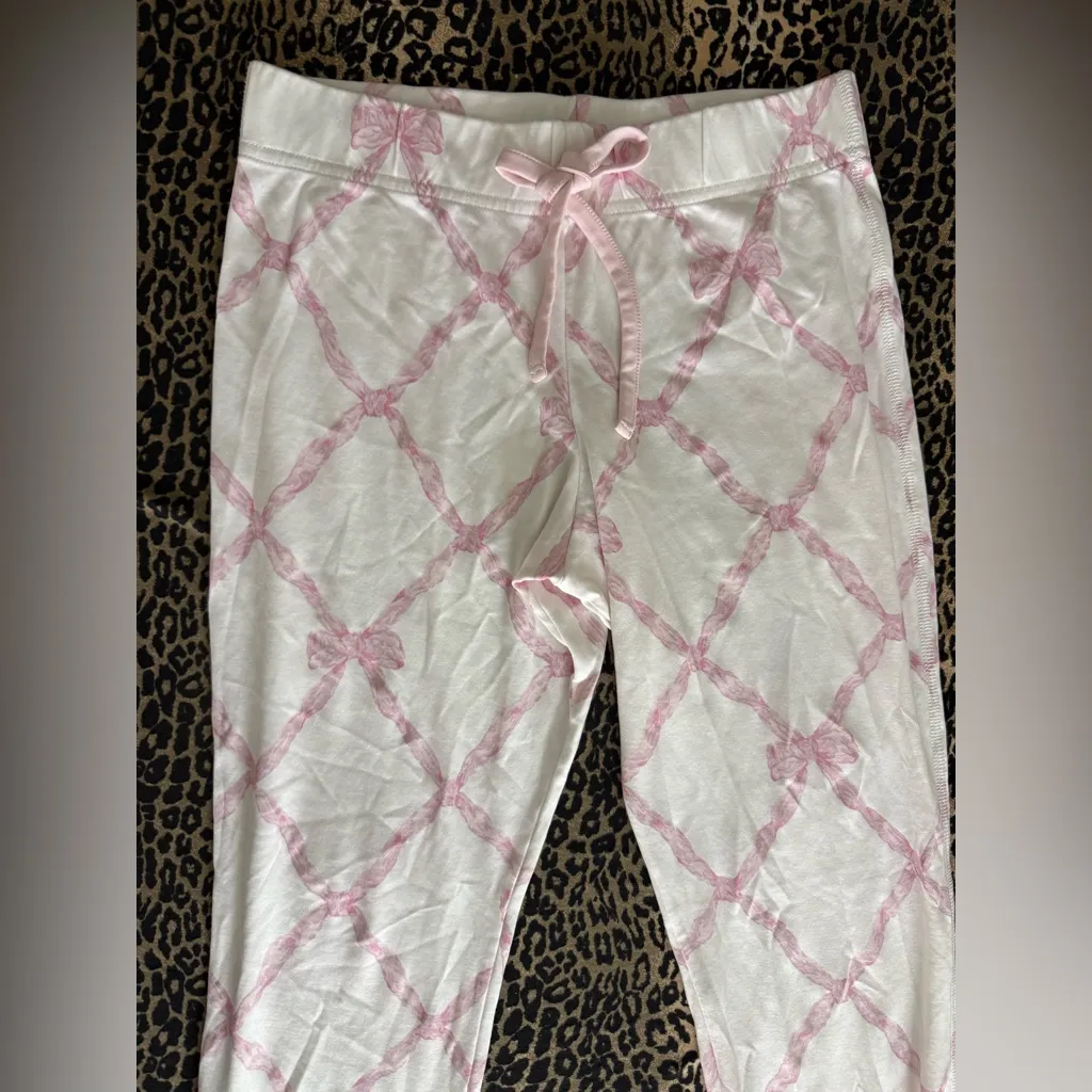 The Beaufort Bonnet Company Bow Pink/white Pajama Set Size Small Pink - Image 9