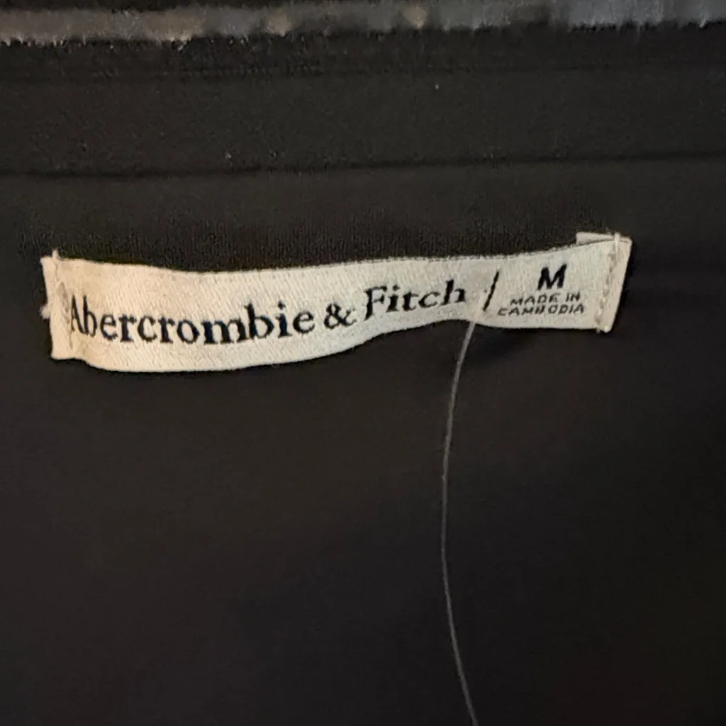 NWT Abercrombie & Fitch Black Ruched Tube Top - Image 4