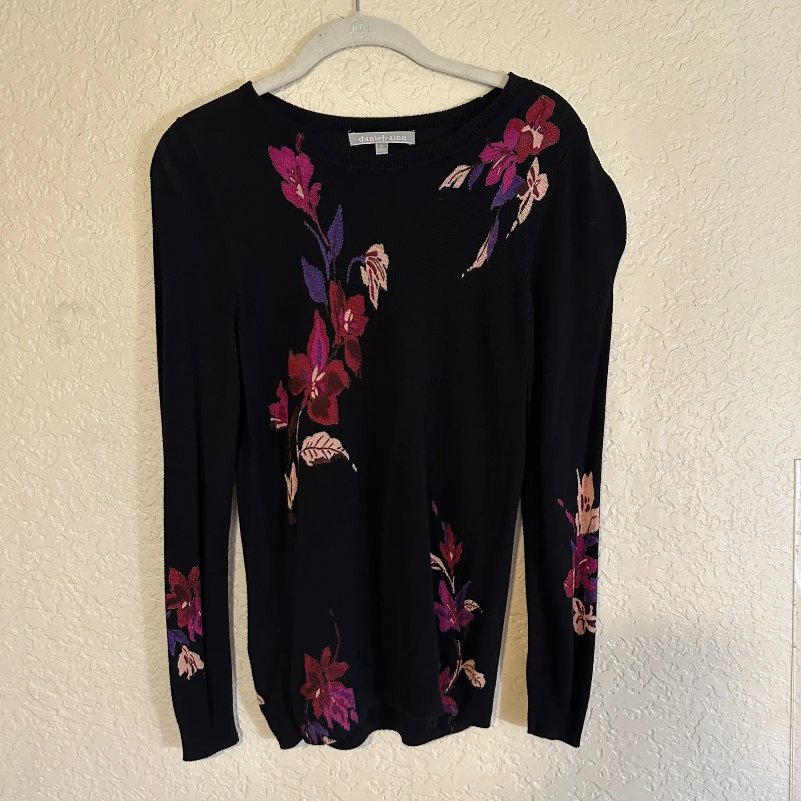 Daniel Rainn Lyna Black Floral Medium Lightweight Crew Neck Sweater Long Sleeve - Image 3