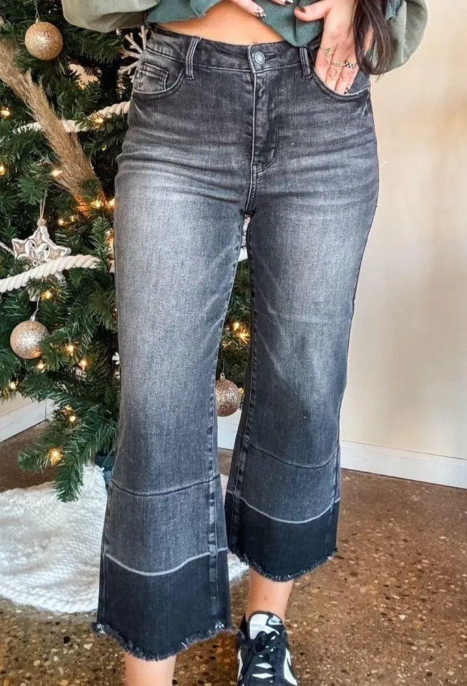 Judy Blue Wide Leg Crop Jeans Sz 28 High Rise Raw Hem Black Grey Wash - Image 2