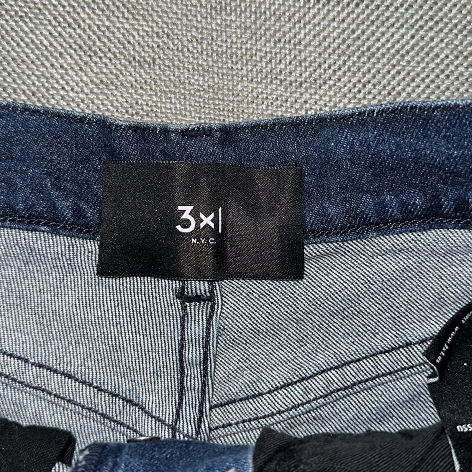 3 x 1 made here distressed high waisted denim shorts size 25 - Image 2