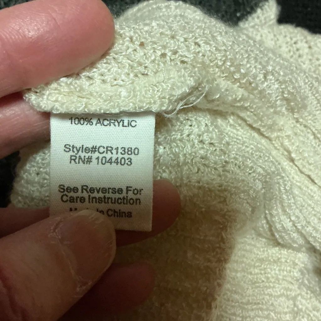 Blu Pepper V neck split color n leopard cropped Beachy sweater - Image 3