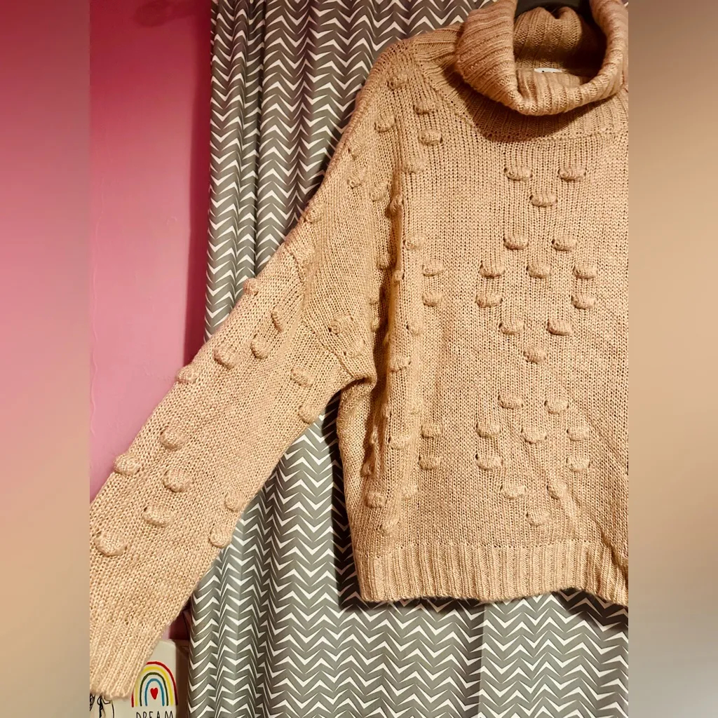 NWOT John + Jenn | Soft Turtleneck Sweater, size L - Image 2