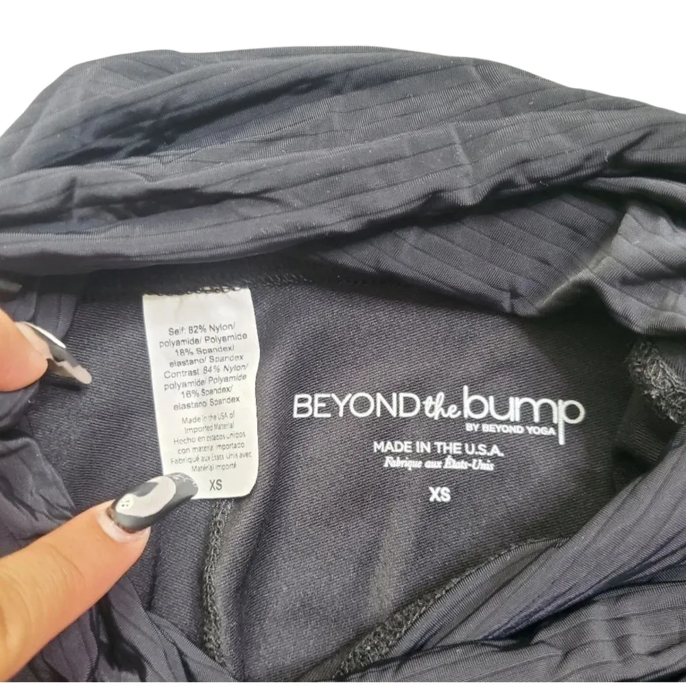 Beyond the Bump High Waist Alloy Ombre Leggings Size: XS - Image 5