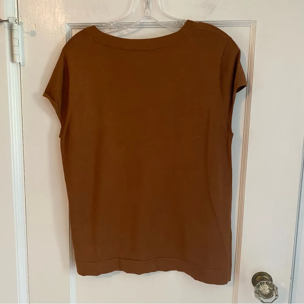 Jones NY Collection Silk Blend Brown Cap Sleeve Top Size Large - Image 2