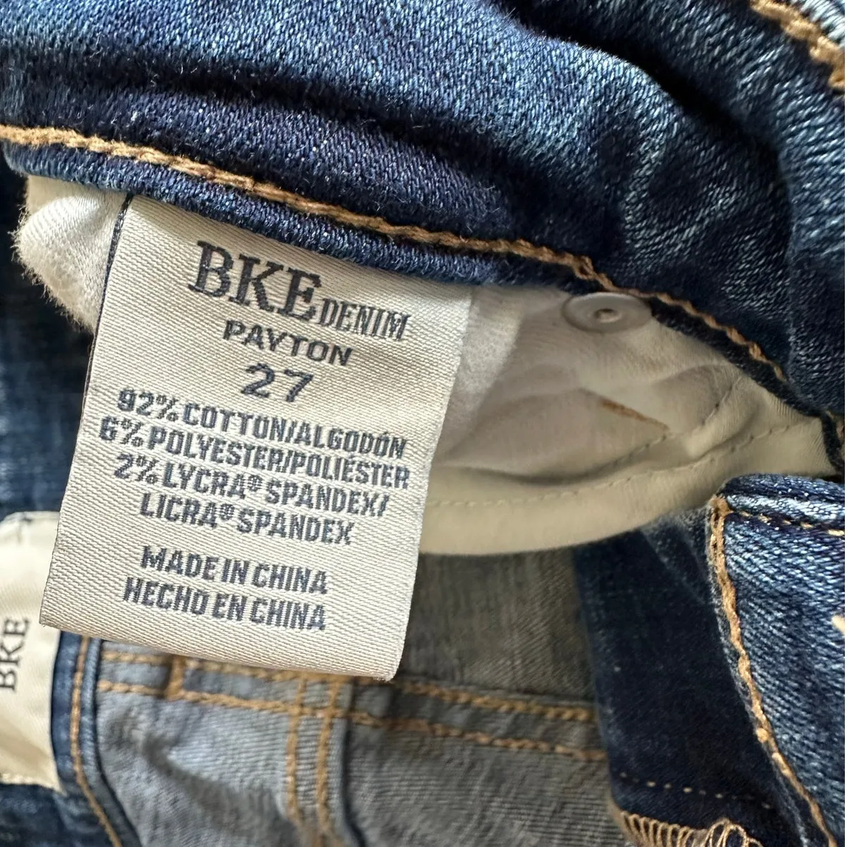 Buckle BKE Payton Medium Wash Jean Shorts Size 27 - Image 3