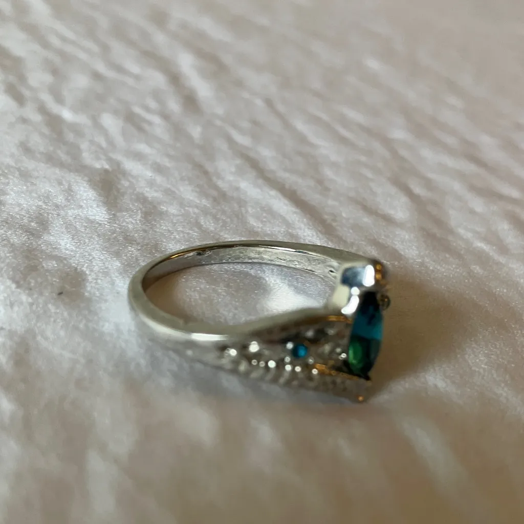 Ocean Blue Silver Tone Costume Ring - Image 10