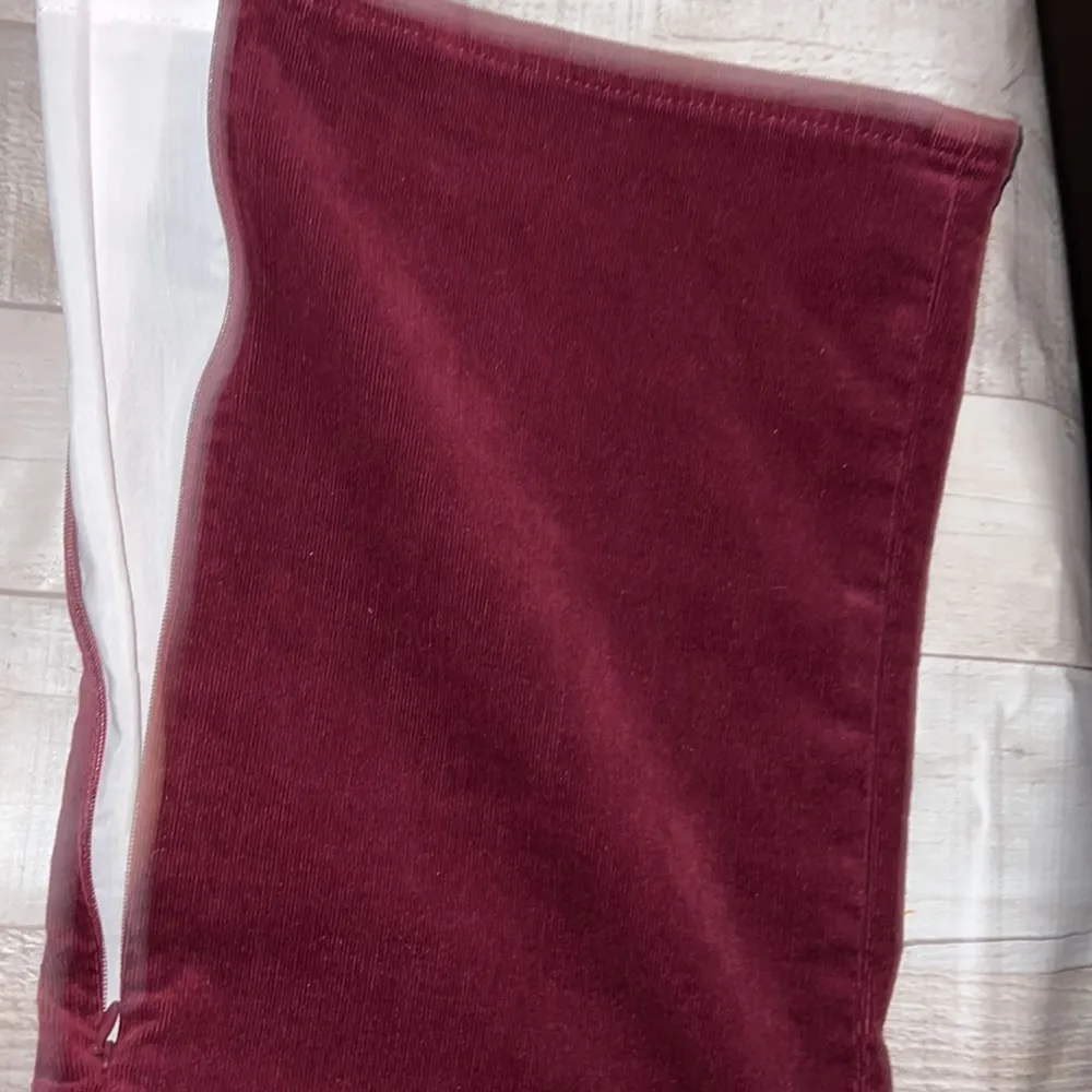 NWT 14/32 Universal Thread Adaptive boot cuts Corduroy Jeans - Image 10