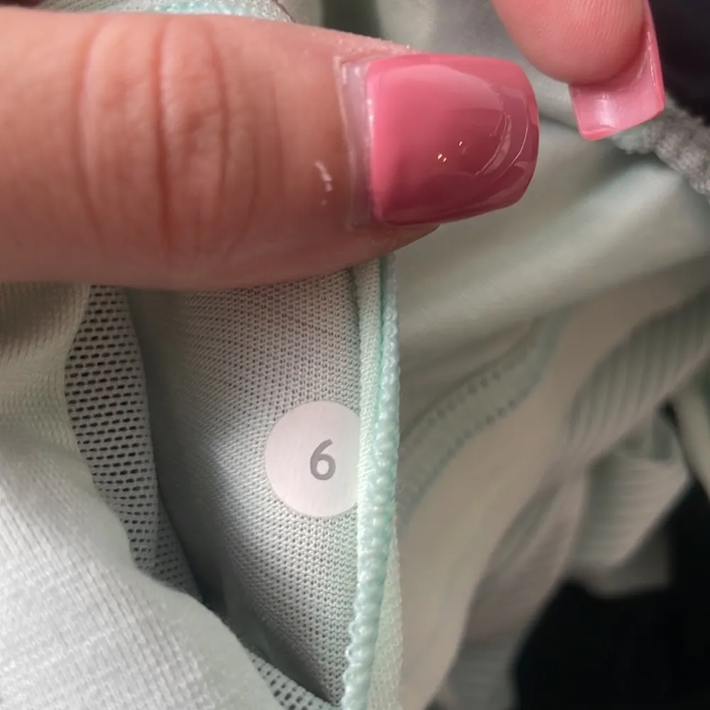 Lululemon Back On Track Tank Top - Image 6