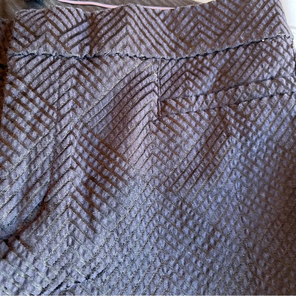 Banana Republic Textured Pants Womens 6 Minimalist Career Cropped Blue
Great - Image 3