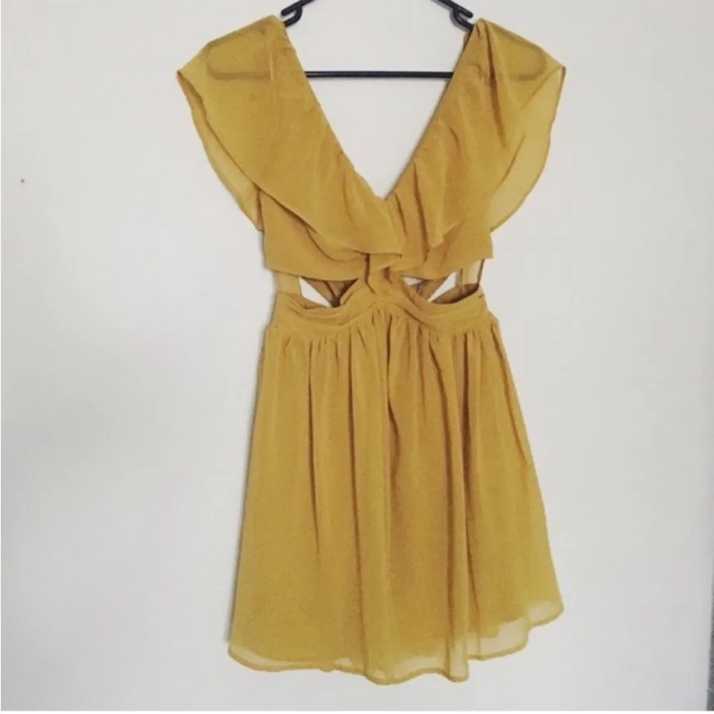 Keepsake lost without you dress xs Yellow - Image 2
