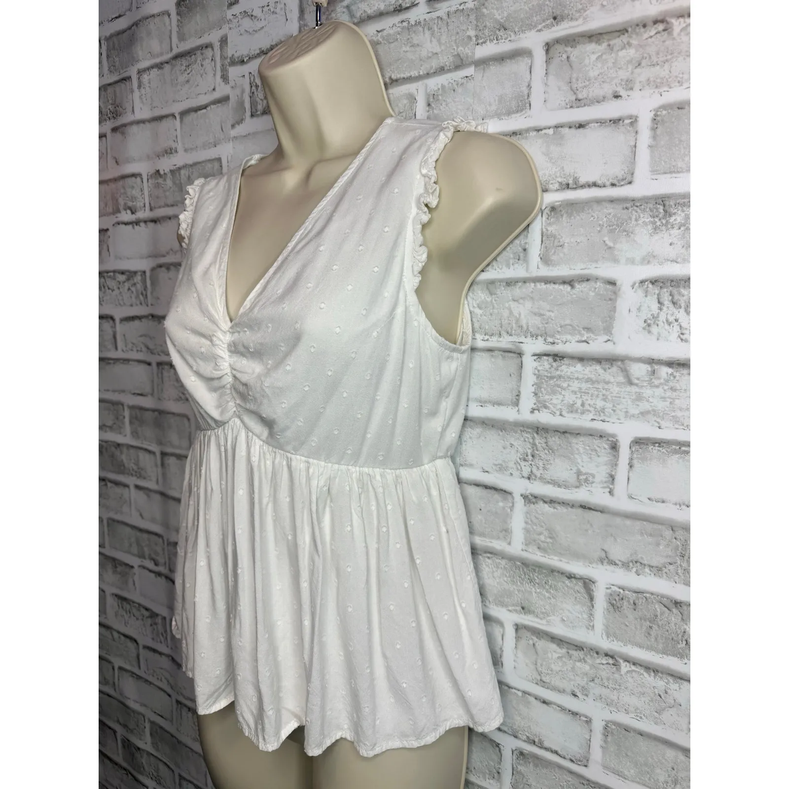 Japna 100% Cotton White Flowy Sleevless Babydoll Vneck Y2K Tank Shirt Women's M - Image 6