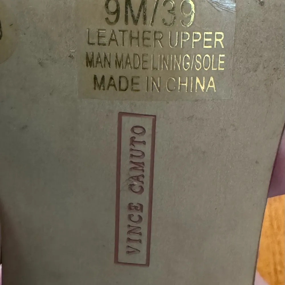 Vince Camuto Vo Beah Black block Heels with Ankle Strap sandals, size 9 open toe - Image 4