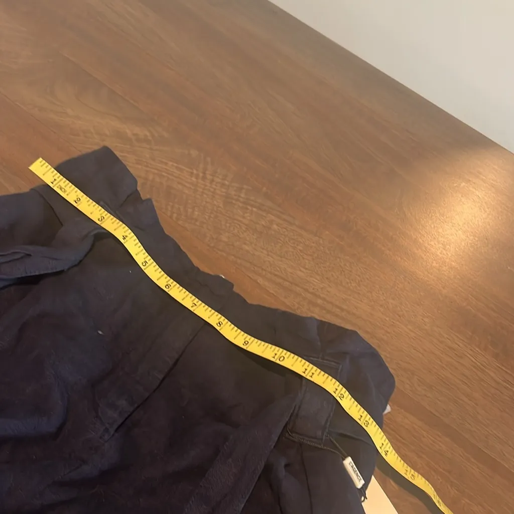 L'AGENCE Hillary High Waisted Linen Shorts Sz28NWT - Image 4