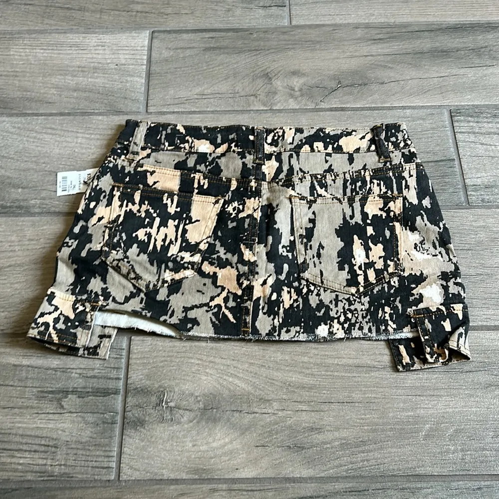Akira lost in life camo micro mini skirt - Image 4