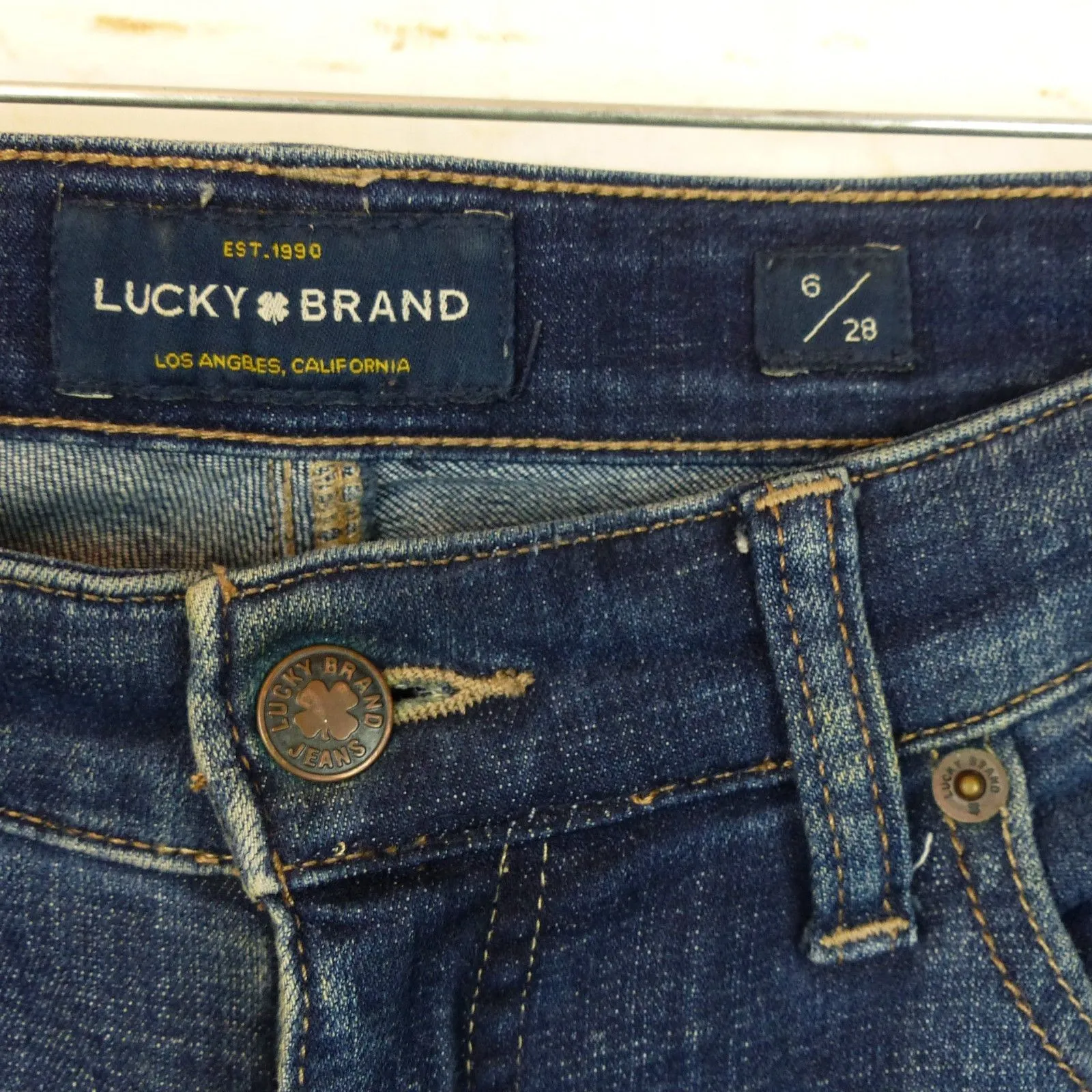 Lucky Brand Jeans Womens 6/28 Blue Denim Mid Rise Ava Crop Raw Hem 30.5X26.25 - Image 6