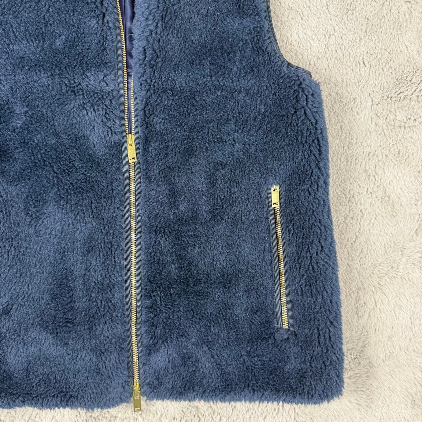 J. Crew Fleece Vest Full‎ Zip Pockets Cozy Warm Layering XS MSRP $138 - Image 9